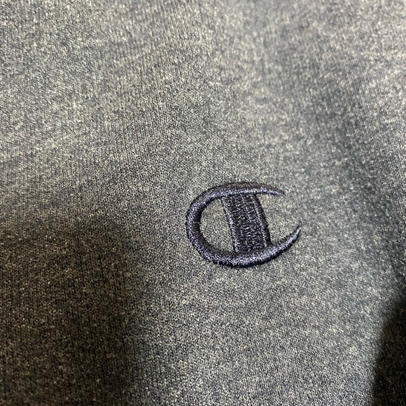 Champion crewneck - Picture 4 of 4